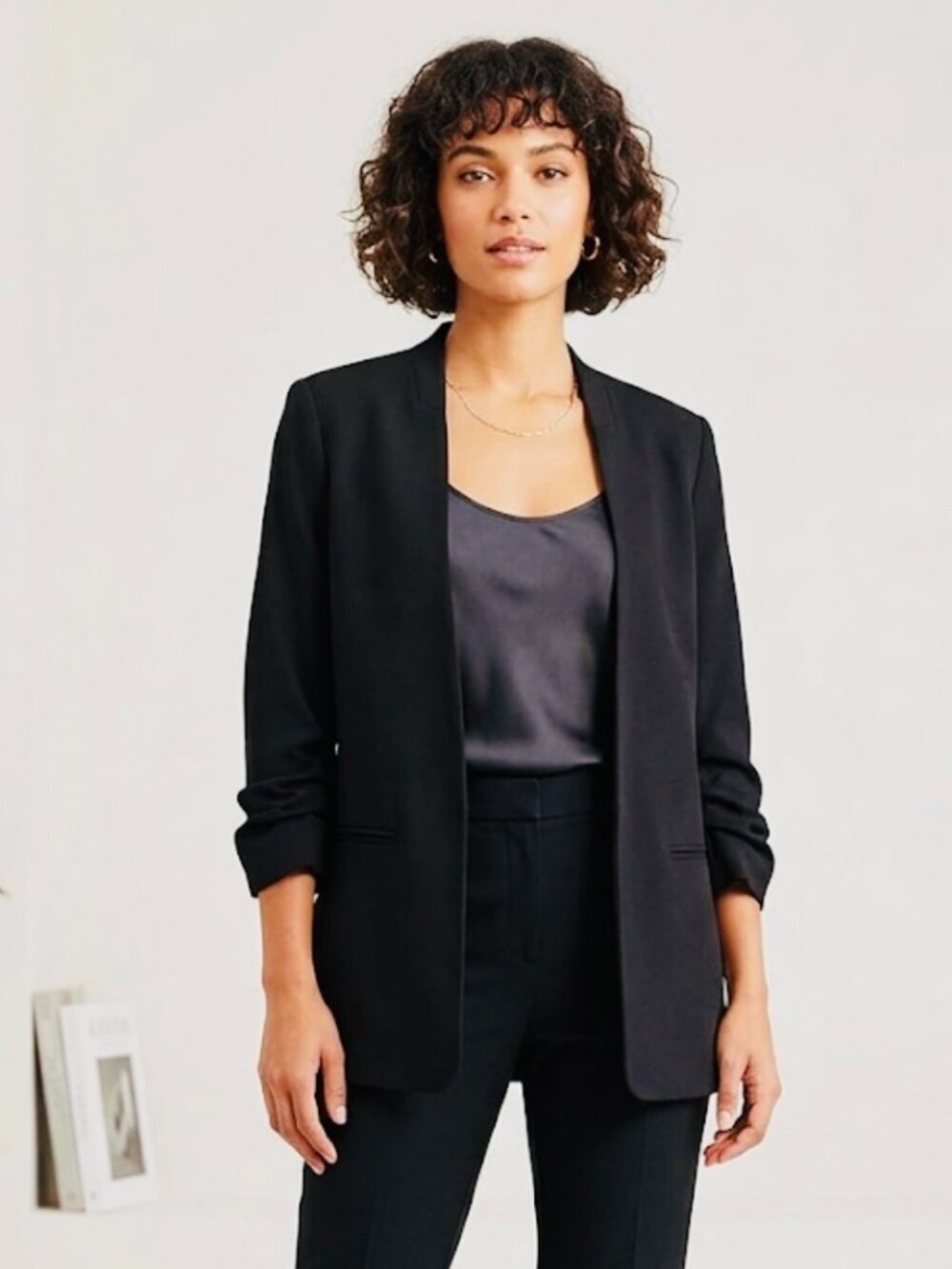 H&M Black Blazer / Suit Jacket - Size 6
